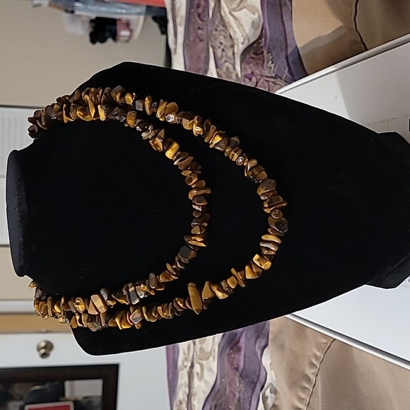 Authentic real tiger eye necklace. 17.5